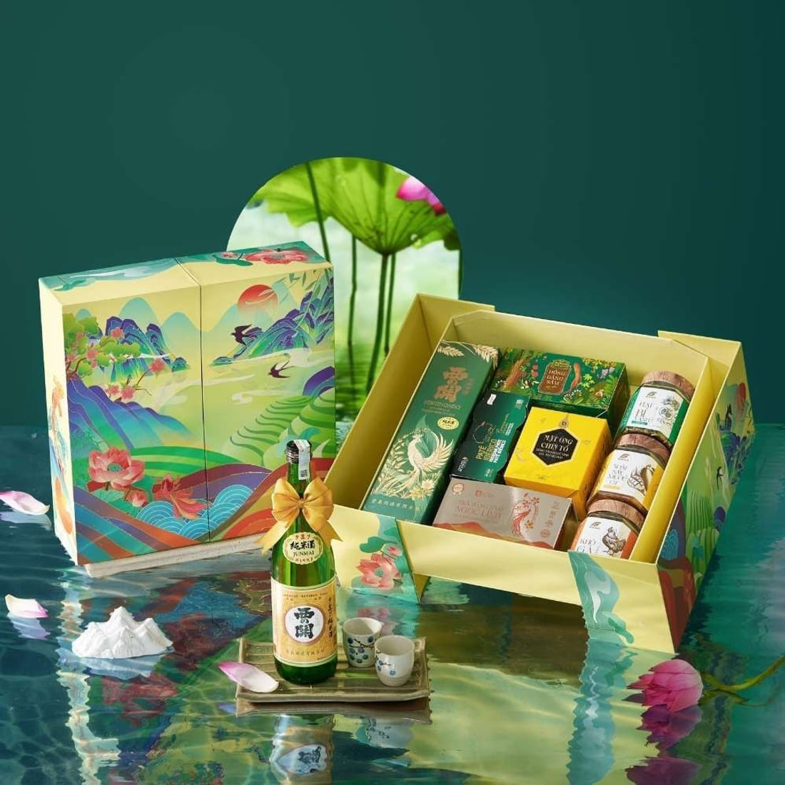 Hộp quà Tết doanh nghiệp Trao Lộc mở nắp, thấy rõ từng món bên trong